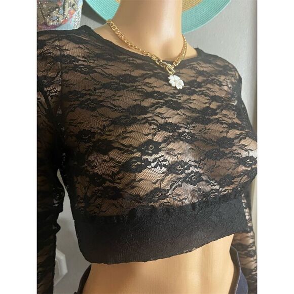 CW Classics Women's Lace See-Through Long Sleeve Crop Top Black Medium - Picture 4 of 5